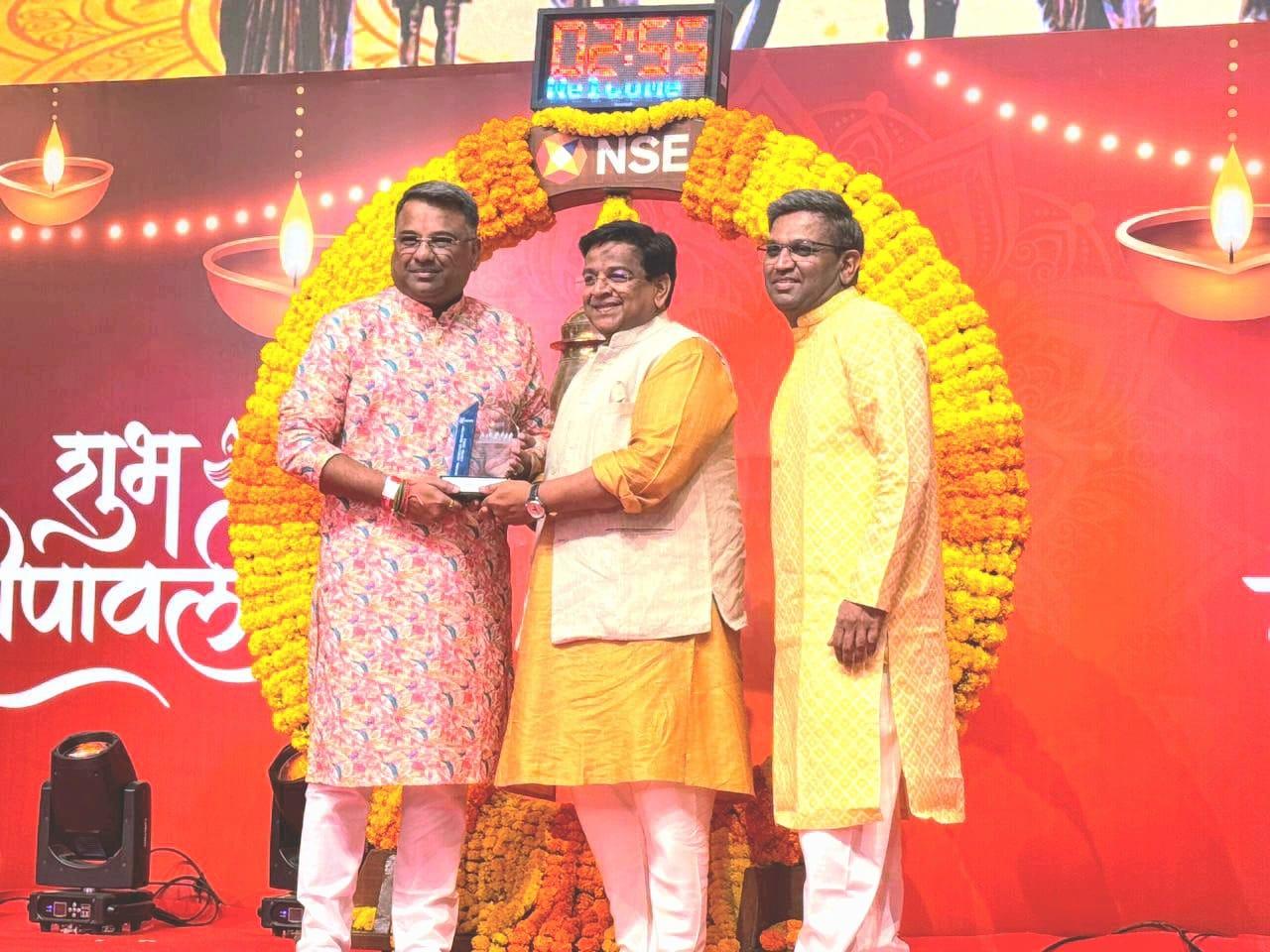 Award Item NSDL is honoured to receive the ‘Most Valued Partner Award’ at the NSE Diwali Celebration 2025, reaffirming our commitment to partnership, innovation, and excellence in India’s financial ecosystem.